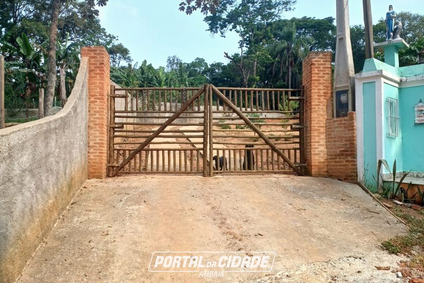Ch&aacute;cara &agrave; venda - Cachoeira