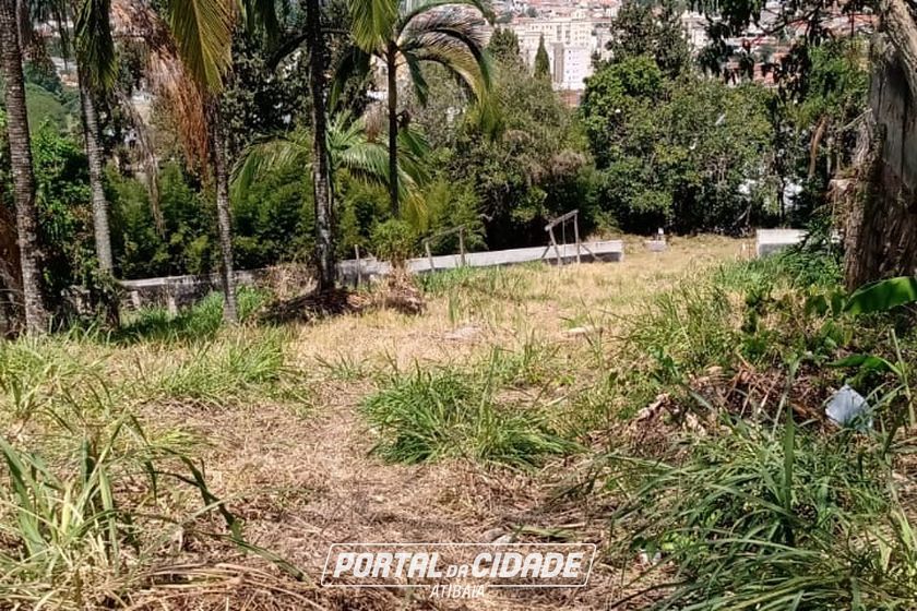 Terreno &agrave; venda - 3800m&sup2; - CENTRO
