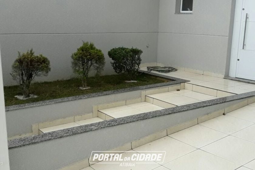 Casa &agrave; venda - 160m&sup2; - Nova Atibaia