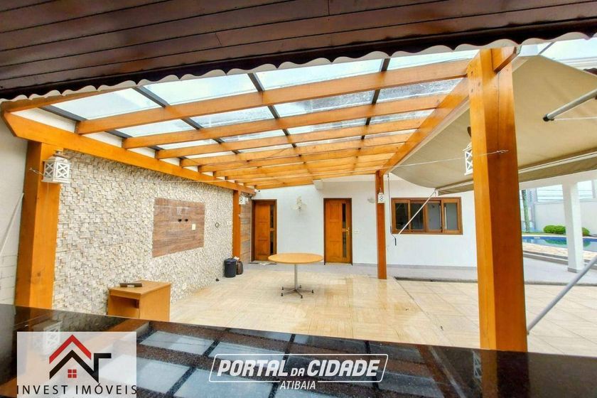 Casa &agrave; venda - 321m&sup2; - Jardim Jaragu&aacute;