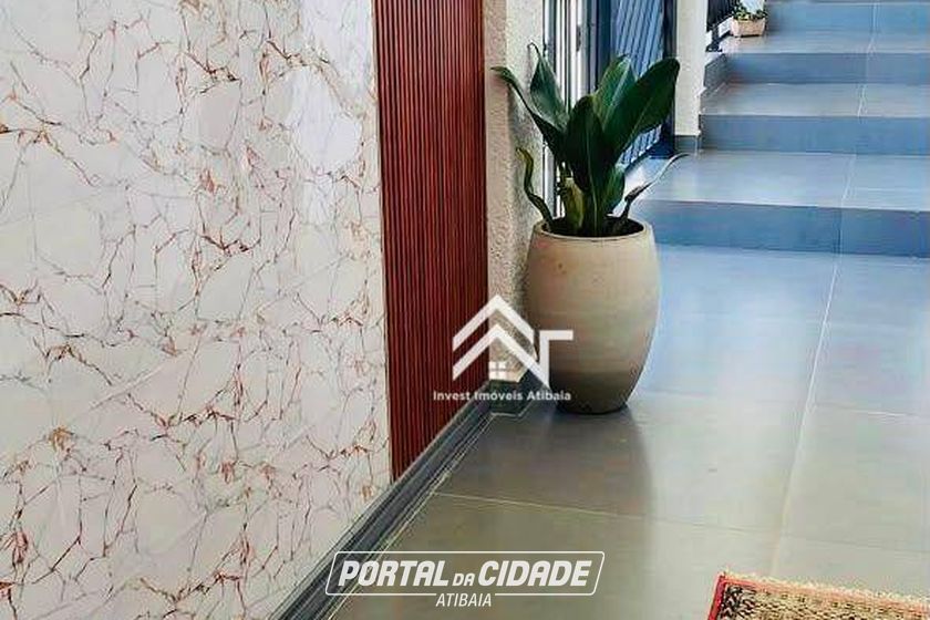 Casa &agrave; venda - 270m&sup2; - Tanque