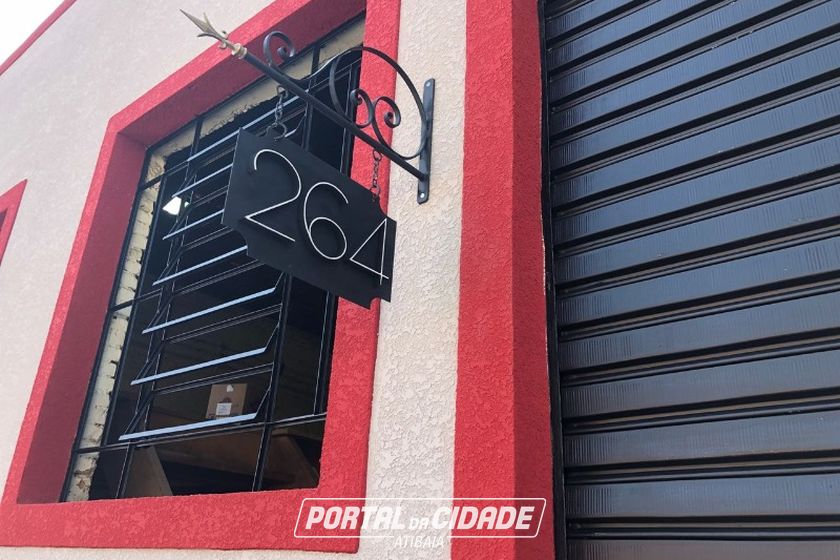 Sal&atilde;o Comercial &agrave; venda - 133m&sup2; - Centro