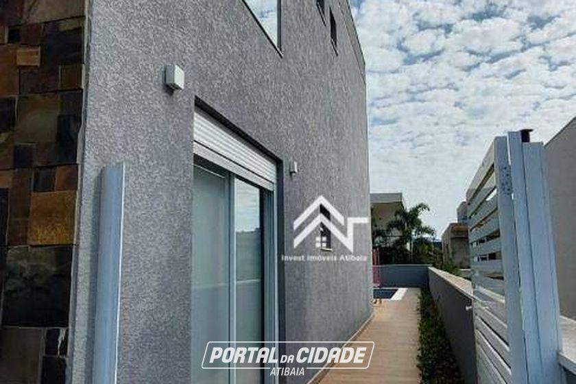 Casa para alugar - 350m&sup2; - Tanque