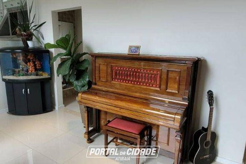 Casa &agrave; venda - 385m&sup2; - Condominio Quintas da Boa Vista