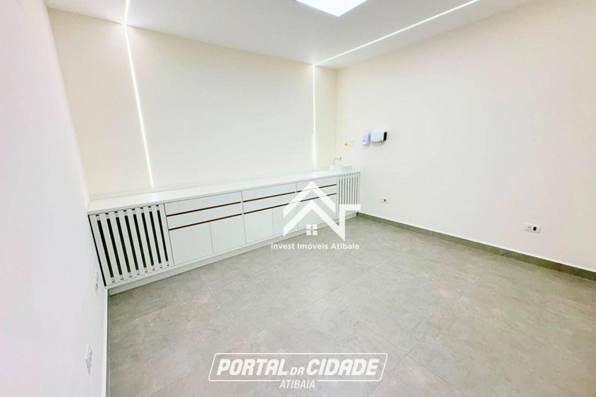 Sal&atilde;o Comercial para alugar - 200m&sup2; - Vila Esperia ou Giglio