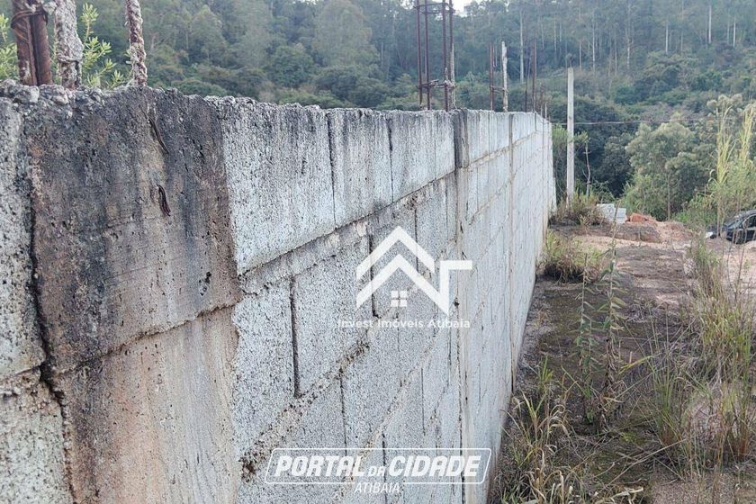Terreno &agrave; venda - 200m&sup2; - Cachoeirinha