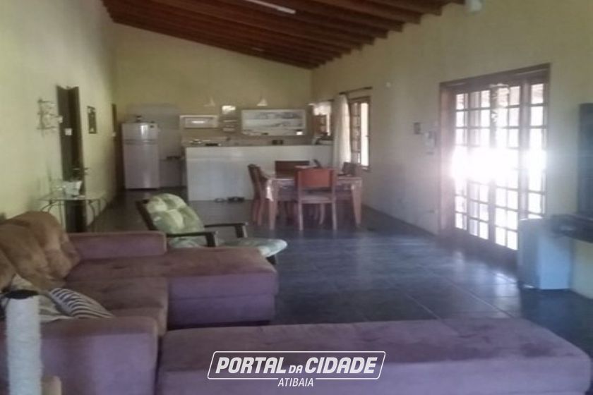 Ch&aacute;cara &agrave; venda - 374m&sup2; - Jardim Suely