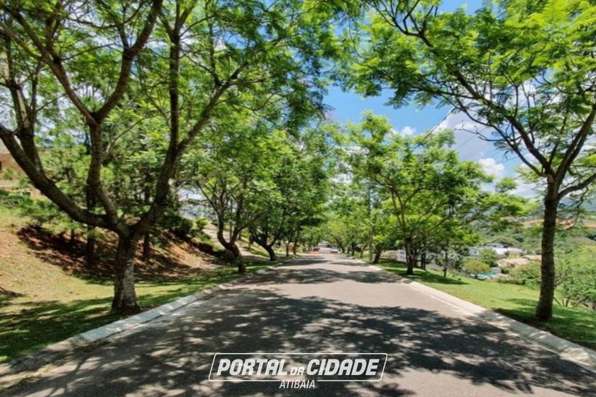 Terreno &agrave; venda - 800m&sup2; - CONDOM&Iacute;NIO PORTO ATIBAIA