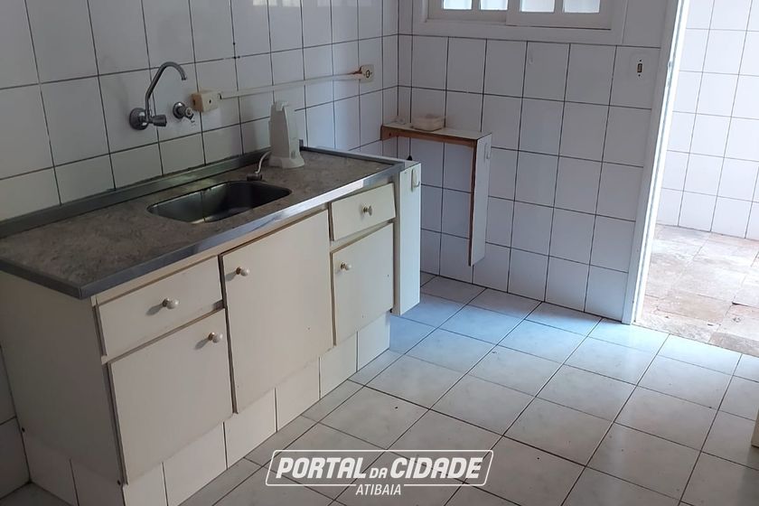 Casa para alugar - 85m&sup2; - ITAPETINGA