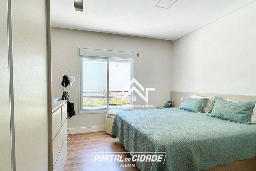Casa &agrave; venda - 250m&sup2; - Condom&iacute;nio Vale das &Aacute;guas