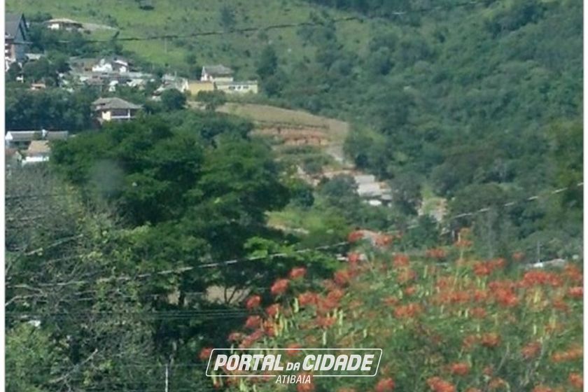 Terreno &agrave; venda - 1280m&sup2; - Parque Arco Iris