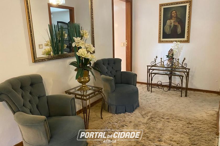Casa &agrave; venda - 700m&sup2; - Condom&iacute;nio Flamboyant