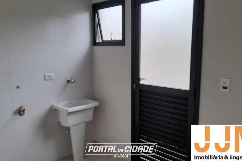 Casa &agrave; venda - 220m&sup2; - Tanque