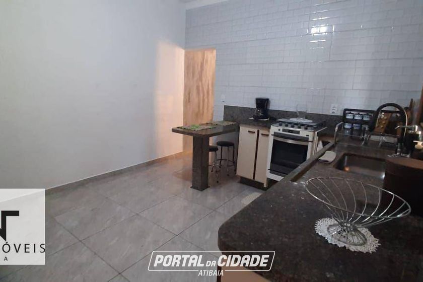 Ch&aacute;cara &agrave; venda - 700m&sup2; - Terra Preta