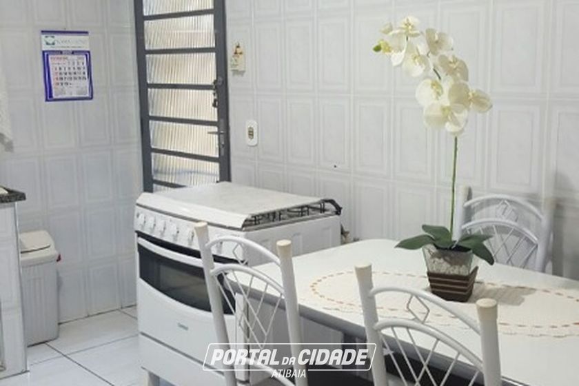 Casa &agrave; venda - 180m&sup2; - JARDIM CEREJEIRAS