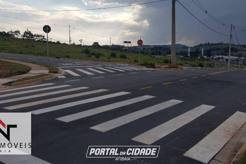 Terreno &agrave; venda - 215m&sup2; - Jardim das Cerejeiras