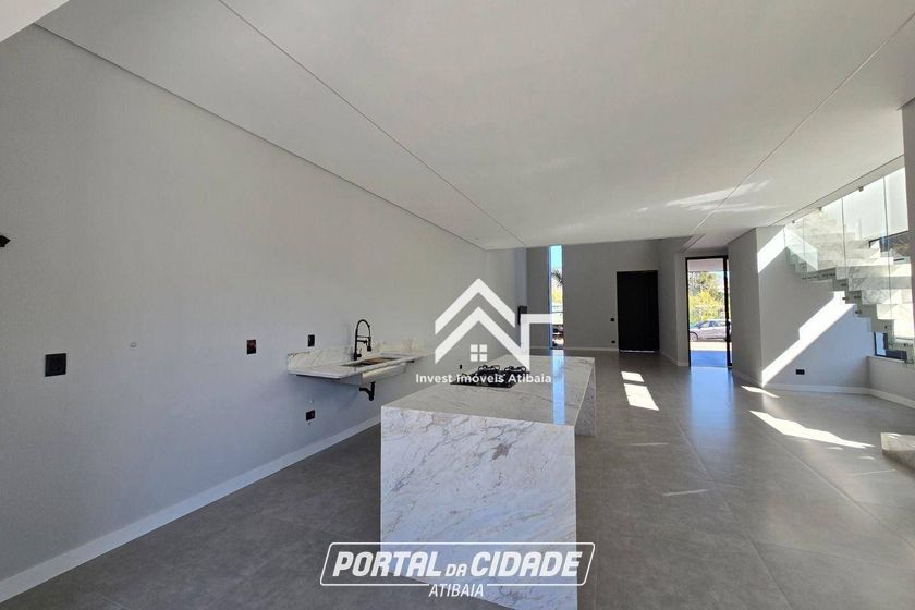 Casa &agrave; venda - 300m&sup2; - Vila Santista