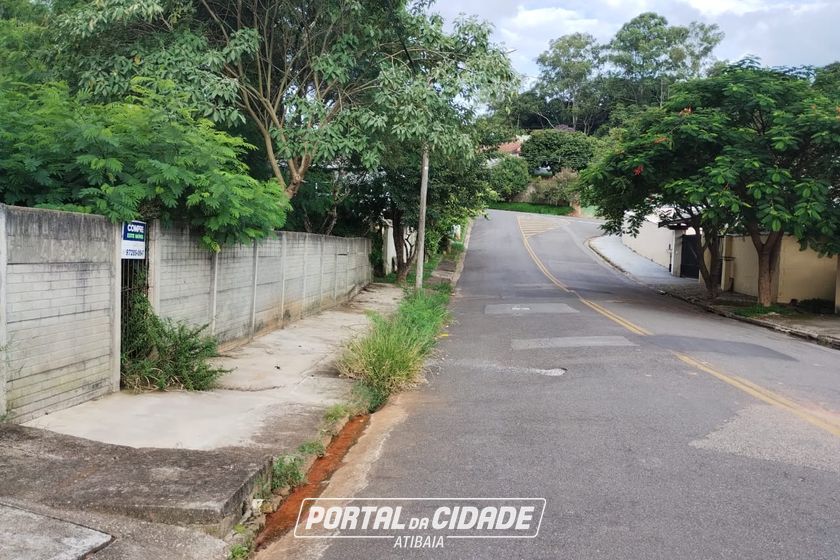 Terreno &agrave; venda - 769m&sup2; - LOTEAMENTO VALE DAS FLORES