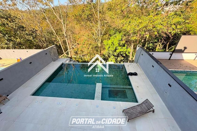 Casa para alugar - 228m&sup2; - Rio Abaixo