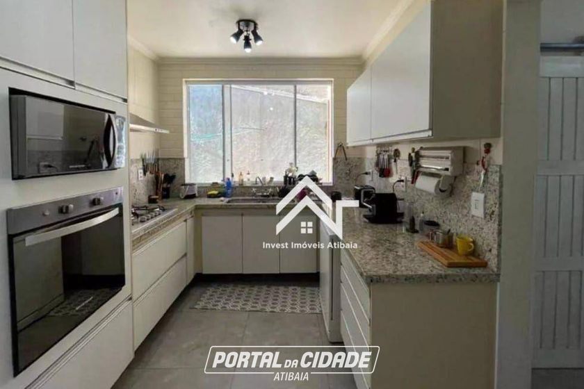 Casa para alugar - 275m&sup2; - Cidade Sat&eacute;lite