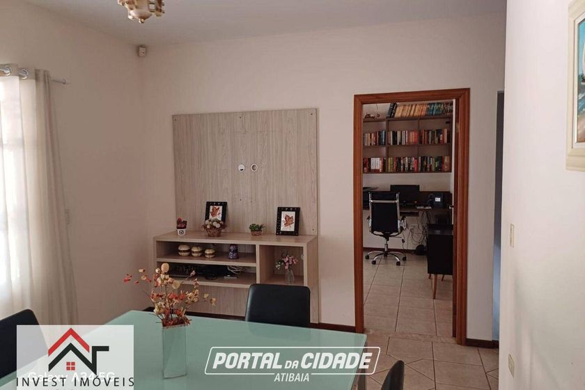 Casa &agrave; venda - 240m&sup2; - Jardim Paulista