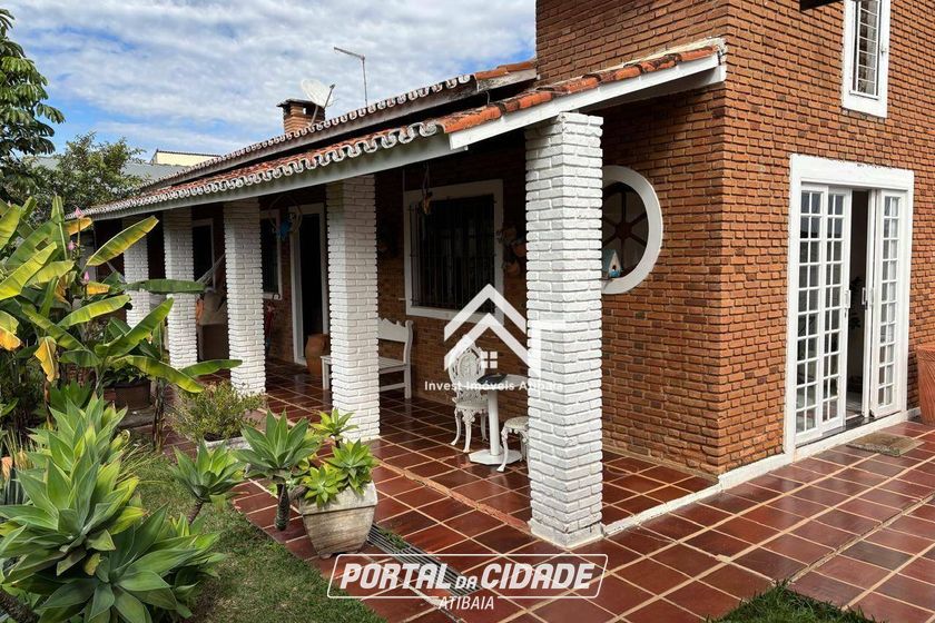 Casa &agrave; venda - 228m&sup2; - Jardim Paulista