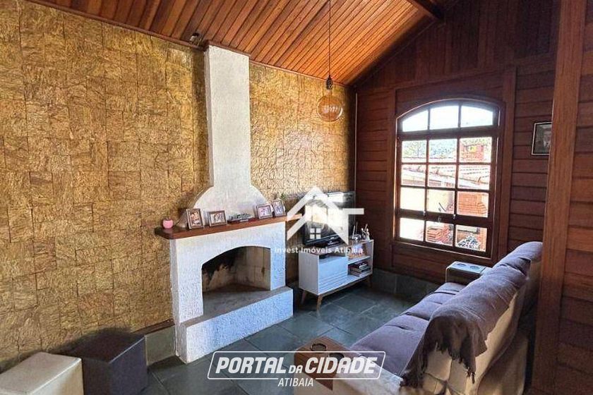 Casa para alugar - 180m&sup2; - Vila Petr&oacute;polis