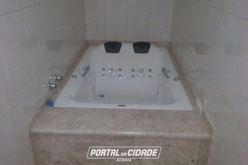 Casa &agrave; venda - 225m&sup2; - Jardim do Lago