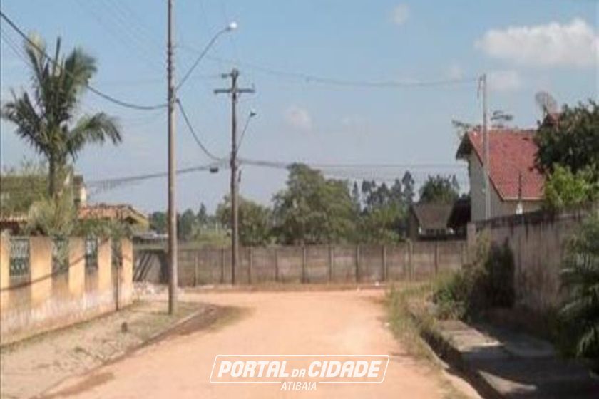 Terreno &agrave; venda - 555m&sup2; - Jardim Kanimar