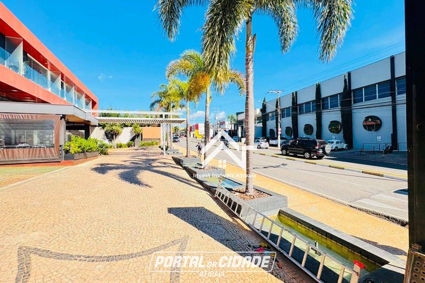 Sal&atilde;o Comercial para alugar - 200m&sup2; - Vila Thais