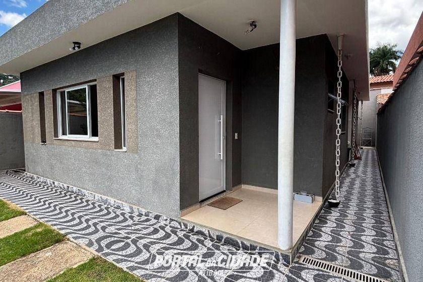 Casa &agrave; venda - 128m&sup2; - Jardim Est&acirc;ncia Brasil