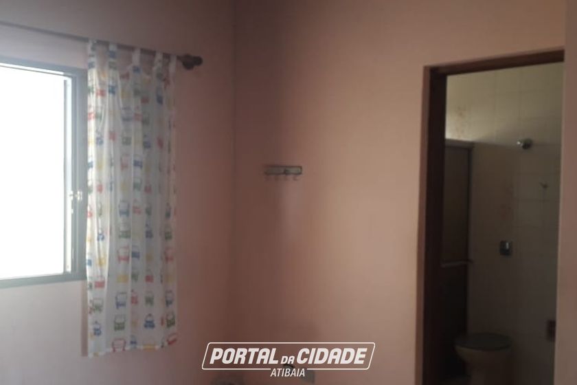 Casa &agrave; venda - 300m&sup2; - ATIBAIA JARDIM