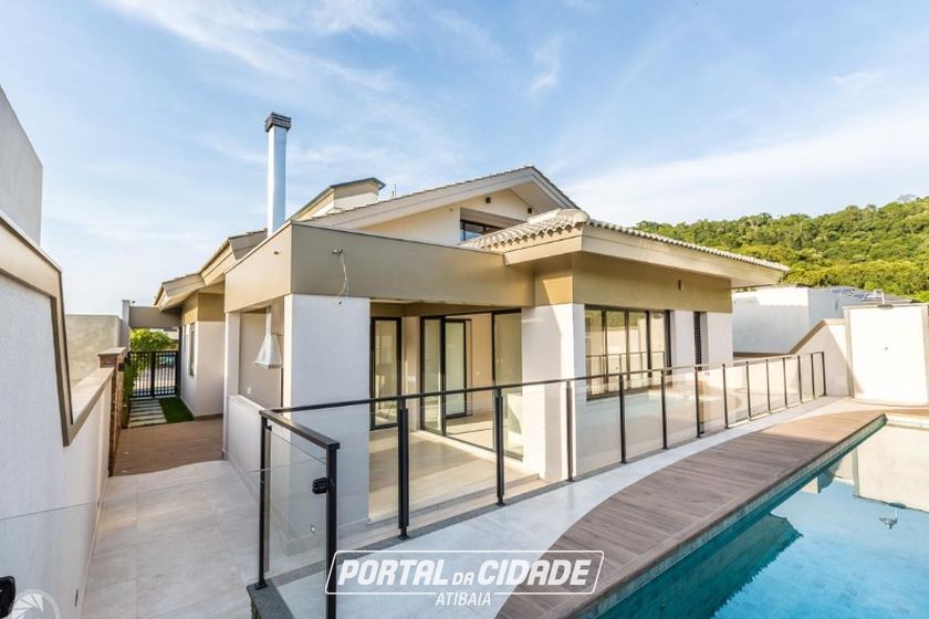Casa &agrave; venda - 350m&sup2; - LOTEAMENTO GRANVILLE ATIBAIA