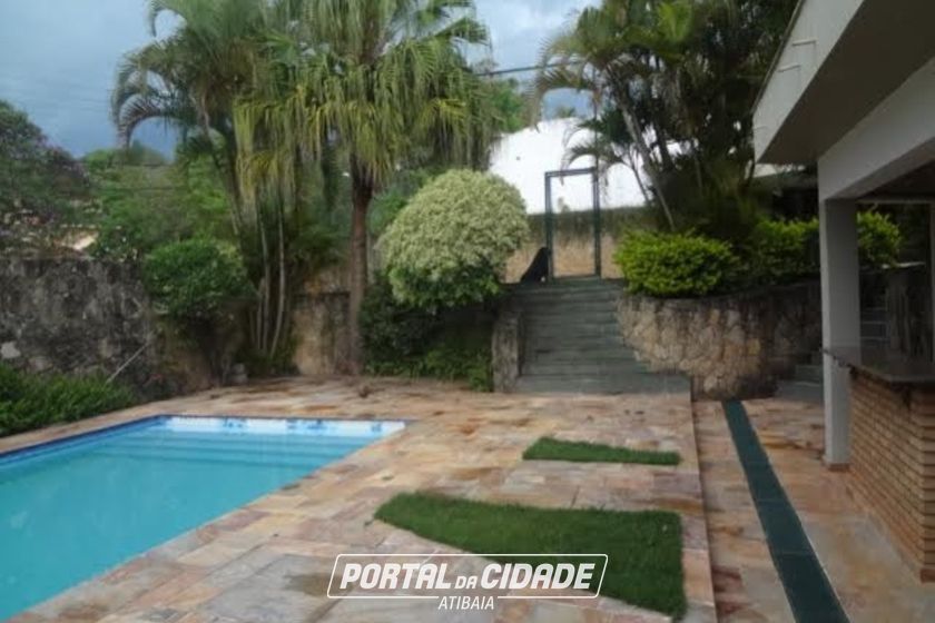 Casa &agrave; venda - 645m&sup2; - Nova Gard&ecirc;nia