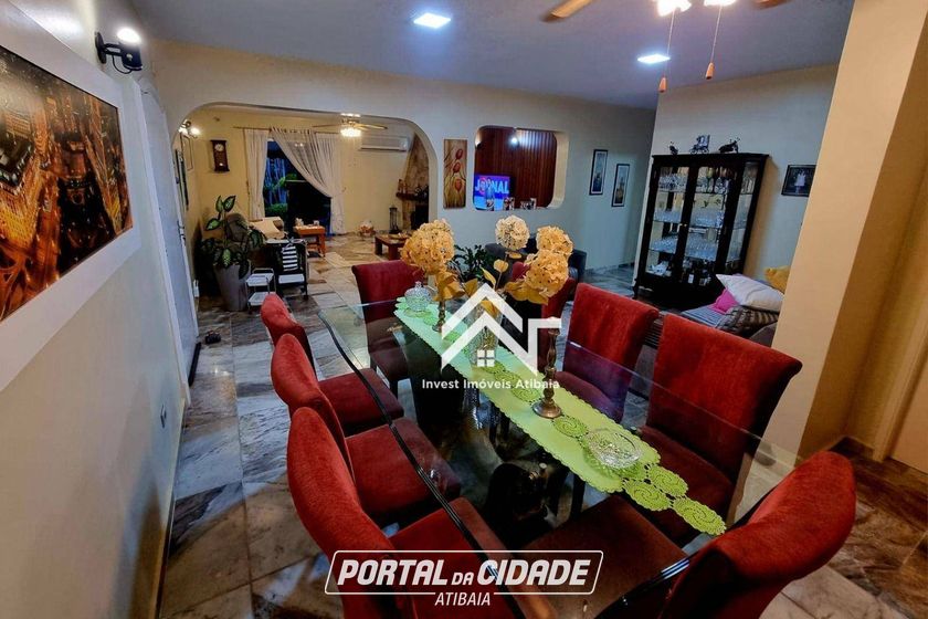 Casa &agrave; venda - 279m&sup2; - Condom&iacute;nio Flamboyant