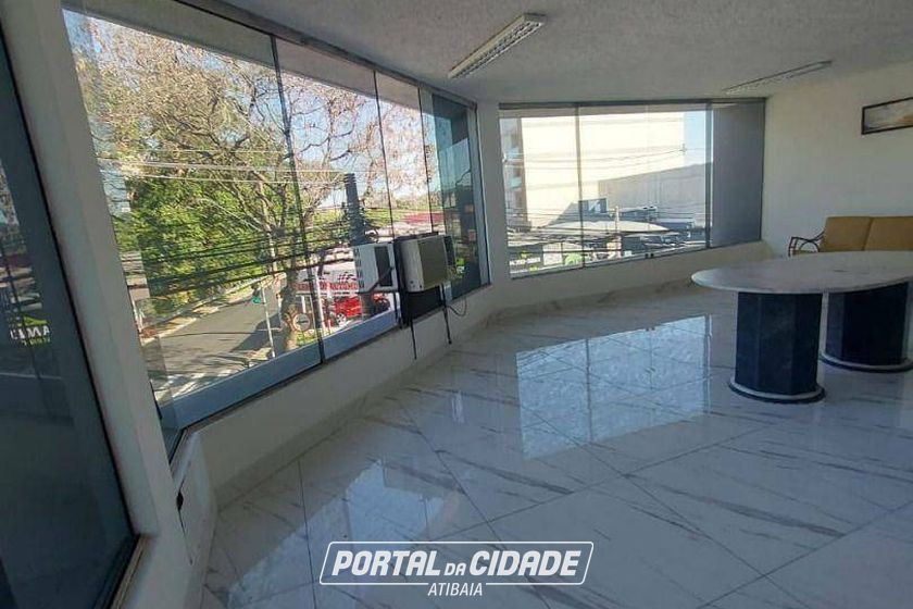 Sal&atilde;o Comercial para alugar - 48m&sup2; - Centro