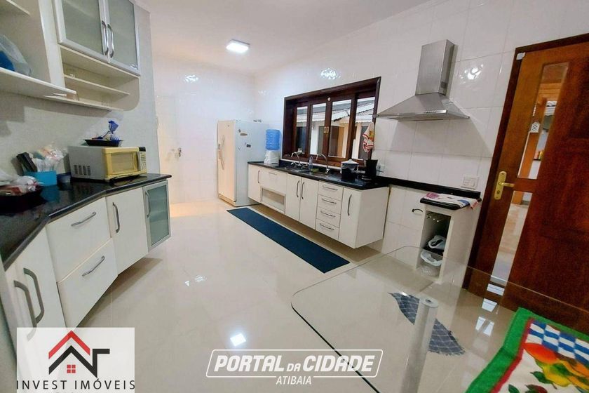 Casa &agrave; venda - 321m&sup2; - Jardim Jaragu&aacute;