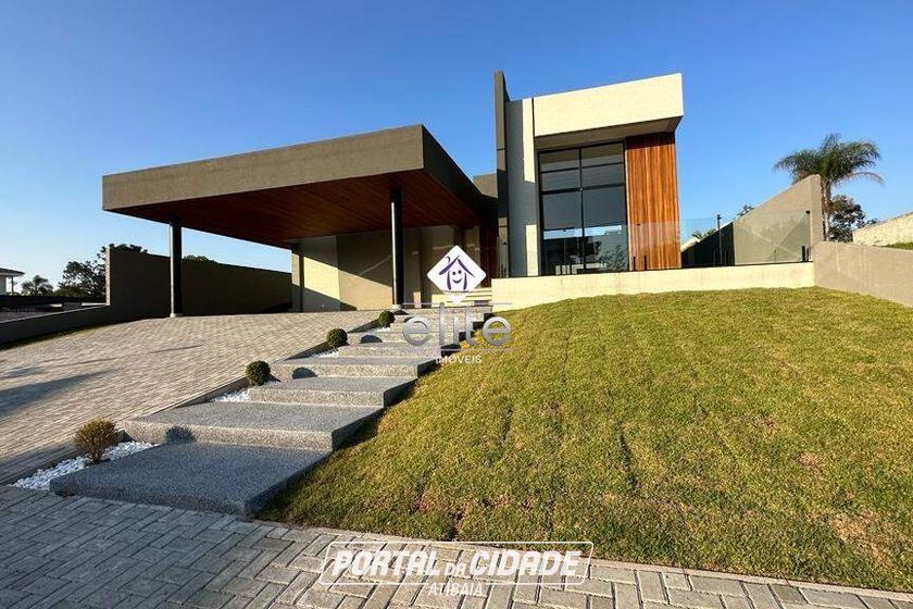 Casa &agrave; venda - 285m&sup2; - RESIDENCIAL GREEN VILLAGE