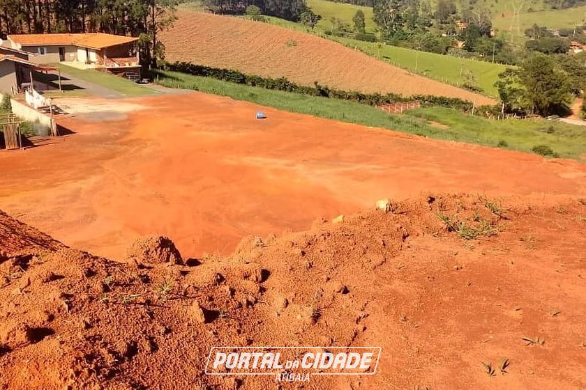 Terreno &agrave; venda - 18000m&sup2; - Bairro do Ribeir&atilde;o
