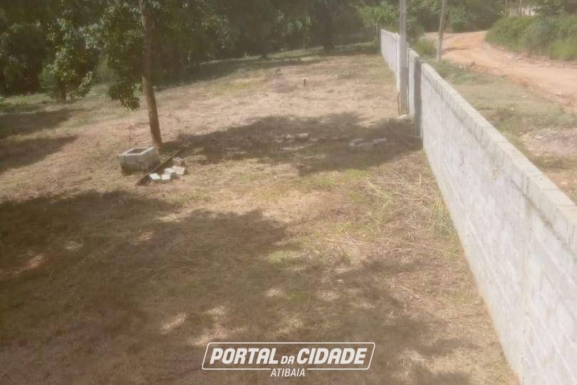 Terreno &agrave; venda - 500m&sup2; - Vit&oacute;ria R&eacute;gia