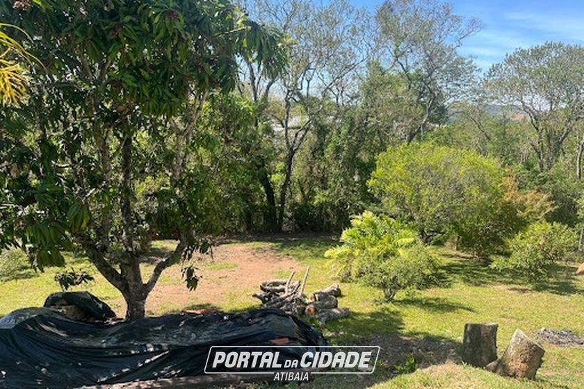 Ch&aacute;cara &agrave; venda - 1200m&sup2; - Jardim Maracan&atilde;
