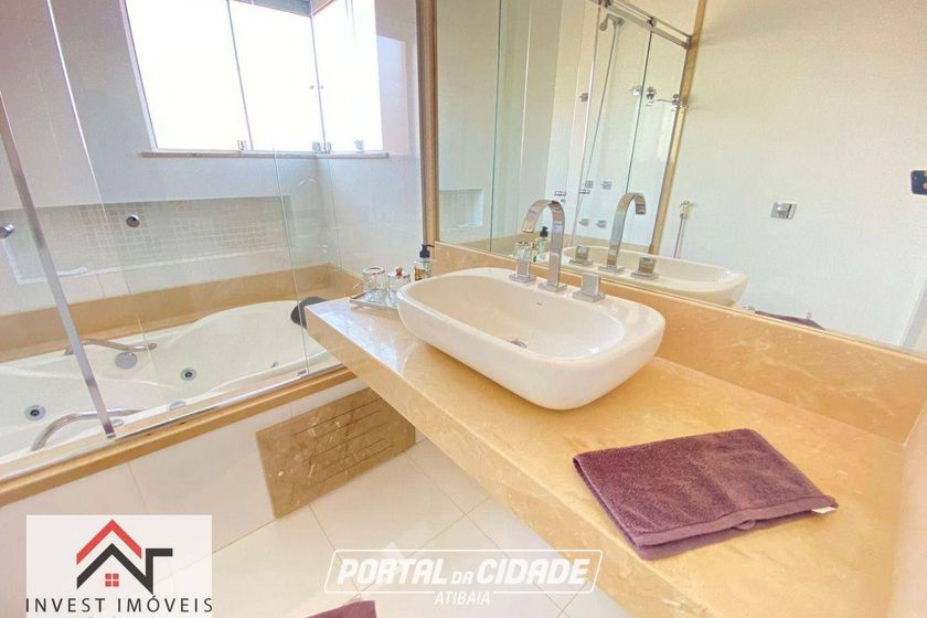 Casa &agrave; venda - 376m&sup2; - Condominio Parque das Gar&ccedil;as I