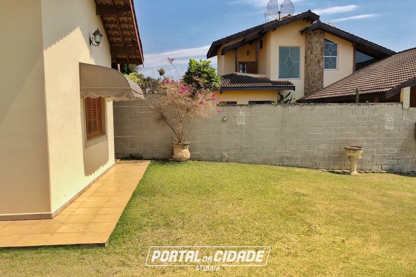 Casa &agrave; venda - 250m&sup2; - VILA ESPERIA OU GIGLIO