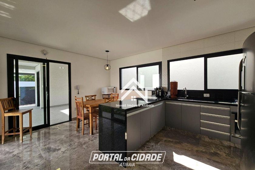 Casa &agrave; venda - 234m&sup2; - Loteamento Parque Residencial Serras de Atibaia II