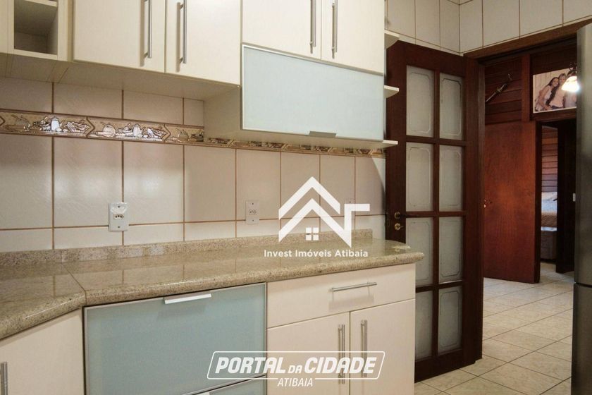 Casa &agrave; venda - 249m&sup2; - Jardim Colina do Sol
