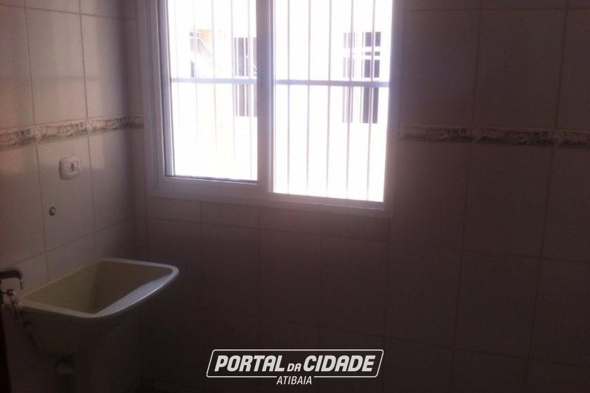 Apartamento para alugar - 75m&sup2; - ALVIN&Oacute;POLIS