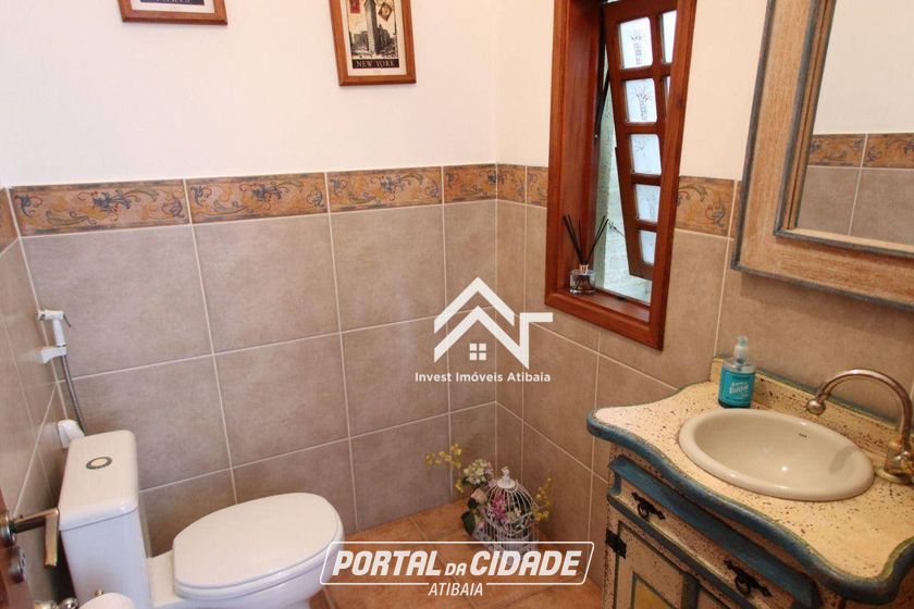 Casa para alugar - 401m&sup2; - Vila Petr&oacute;polis