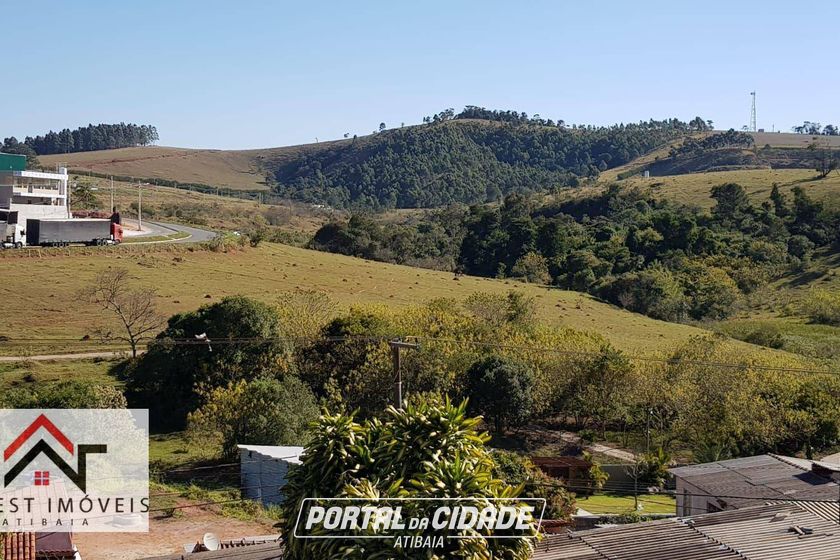 Casa &agrave; venda - 280m&sup2; - Tr&ecirc;s Pistas