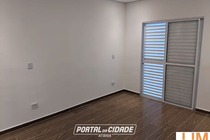 Casa &agrave; venda - 130m&sup2; - JARDIM MARISTELA