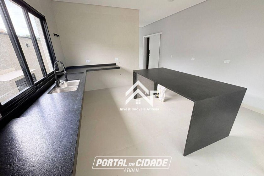 Casa &agrave; venda - 212m&sup2; - Nova Gard&ecirc;nia